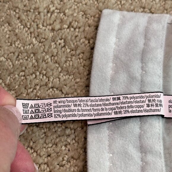 Victoria's Secret Dream Angels Lace Crochet Bralette White Nude Sexy Boho MEDIUM - Picture 11 of 12